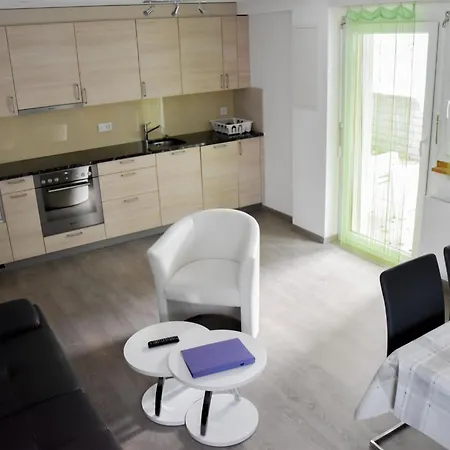 Amasaas Appartement-fewo- Dusche- Wc 4-bettwohnung Nr- 5 By Interhome Appartamento Saas-Fee